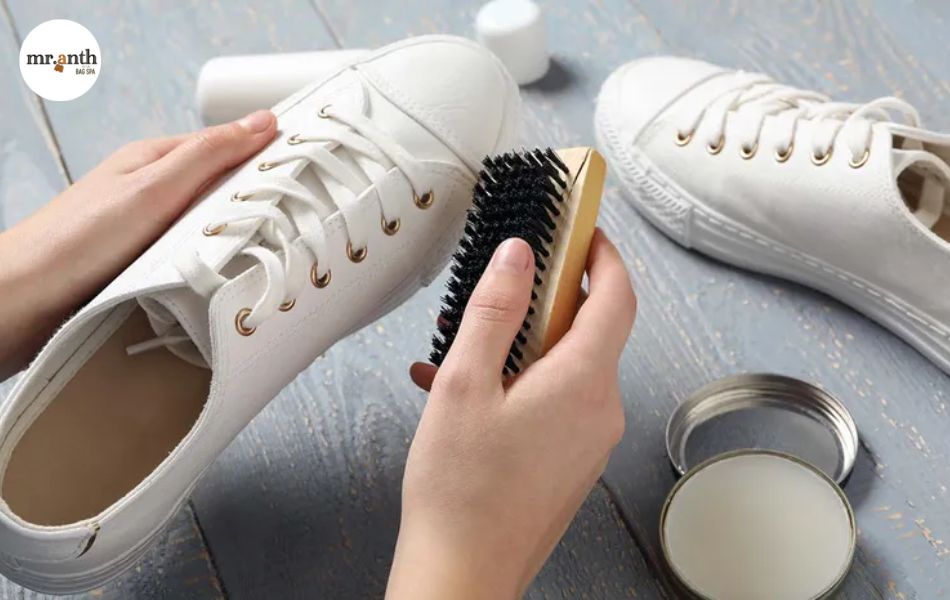 Quy trình vệ sinh giày Gò Vấp chuyên nghiệp