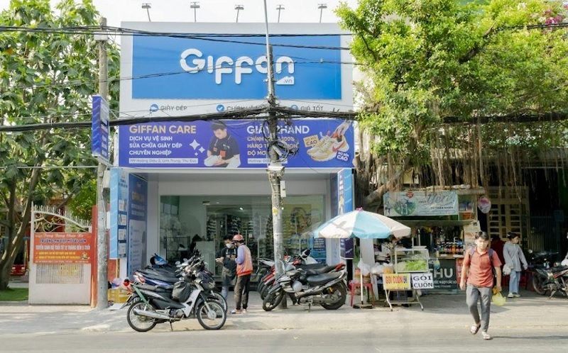 Tiệm giặt giày Giffan - tiệm vệ sinh giày thủ đức