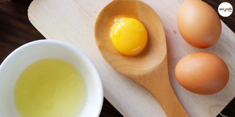 Sử dụng lòng trắng trứng làm mới túi xách da cũ