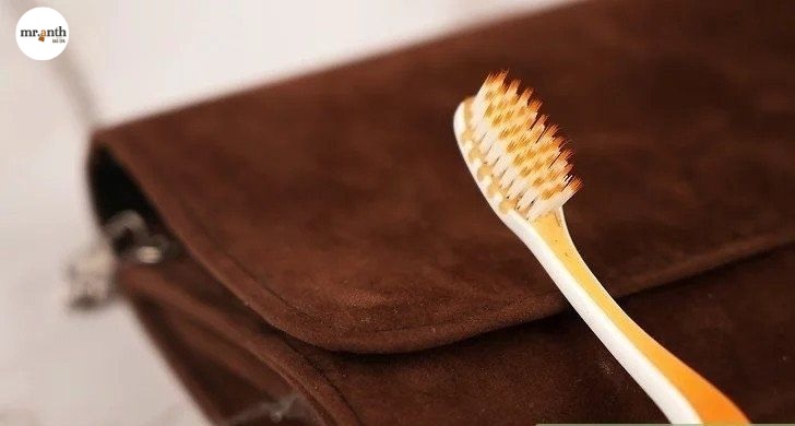 Cách vệ sinh túi da lộn