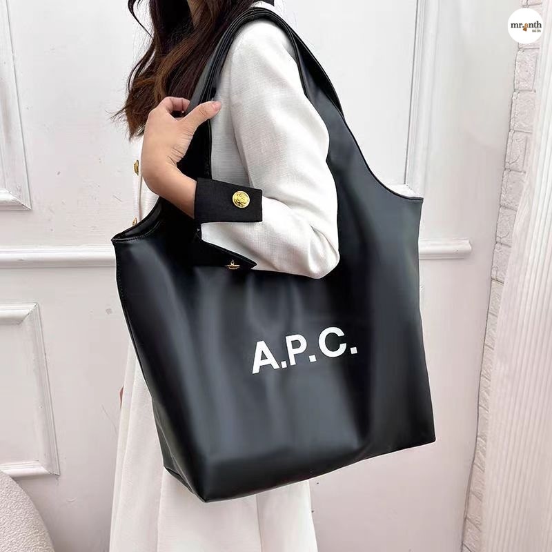 APC - Thương hiệu túi xách của Pháp