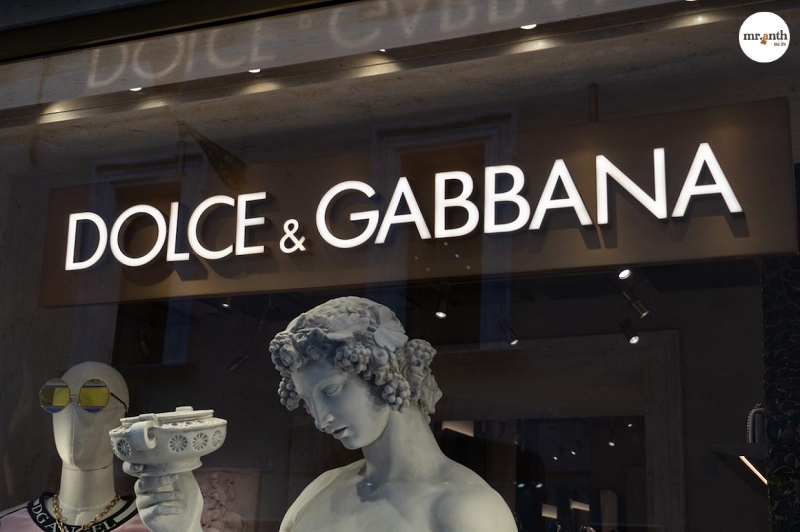 Thương hiệu Dolce & Gabbana túi xách của Ý