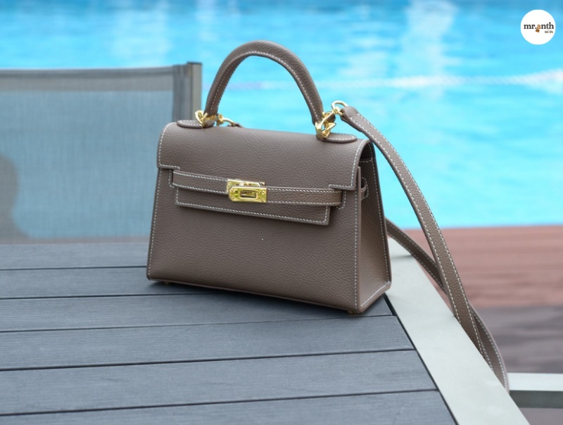 Lưu ý khi vệ sinh túi Hermès tại nhà