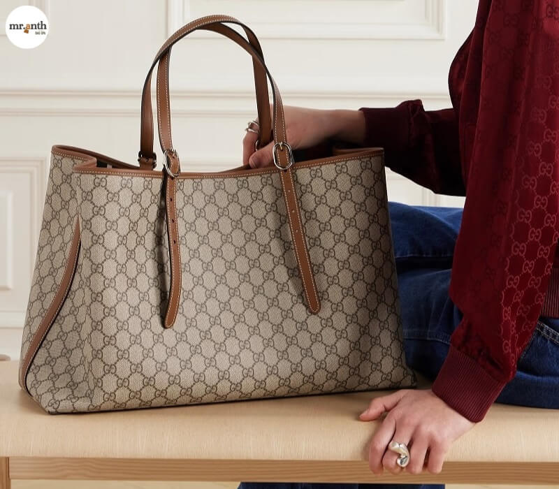 Mẫu Gucci GG Canvas Tote