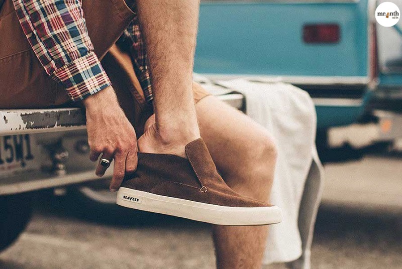 Smart casual cá tính trẻ trung - Phong cách sử dụng giày slip on