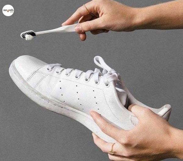 Cách giặt giày Adidas tại nhà đúng cách