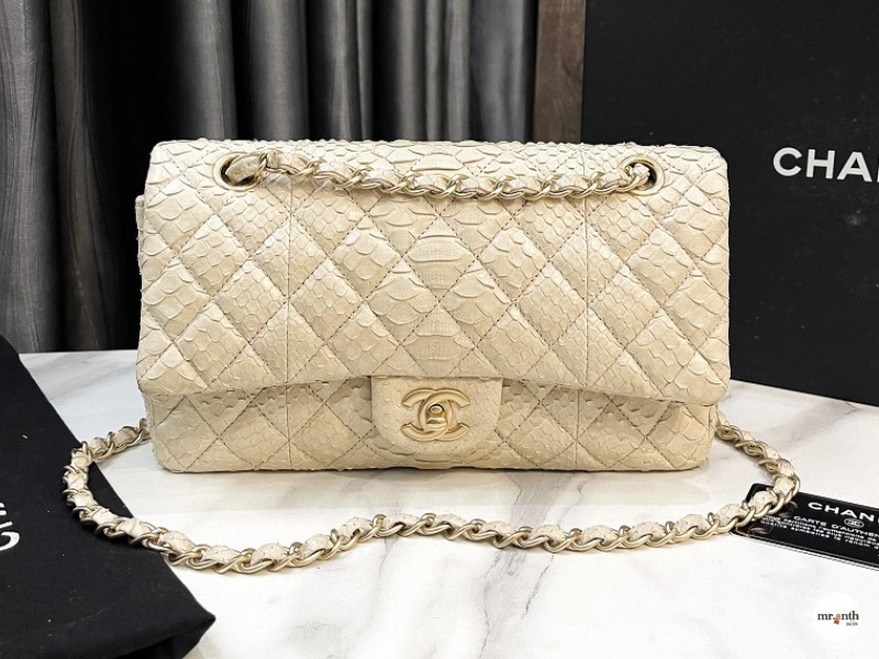 Da trăn (Python) - Các loại da của túi Chanel