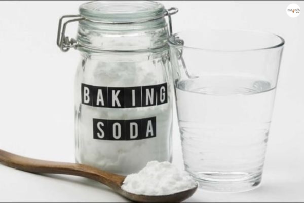 Vệ sinh giày MLB bằng sử dụng baking soda