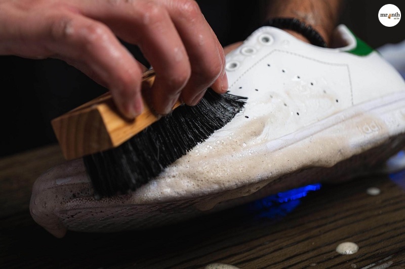 Các bước vệ sinh giày Stan Smith