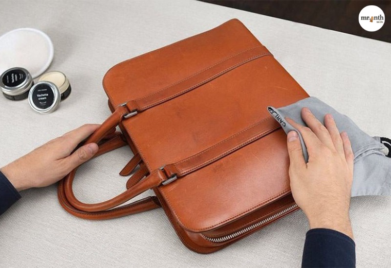 Khắc phục túi xách da bị gãy